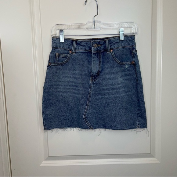 Wild Fable Raw Hem Jean Skirt Sz 4 - Picture 3 of 16